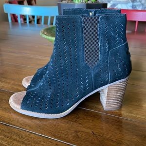 Toms Majorca peep toe heels/booties
